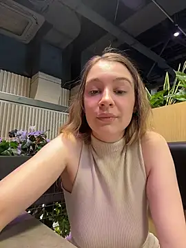 Chat +18 de SashaCatt ao vivo