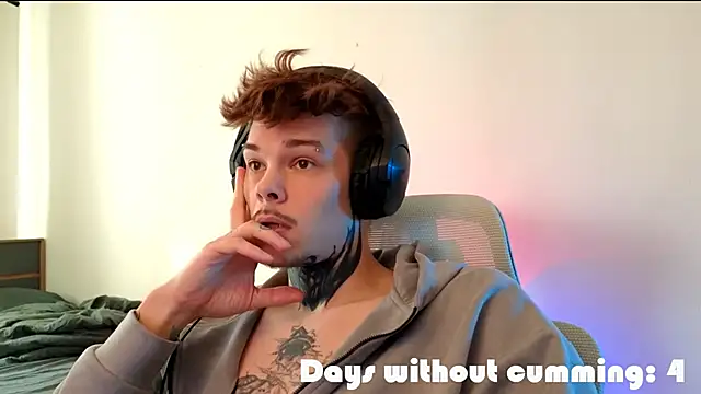 DENIS_HERE Live XXX-Chat