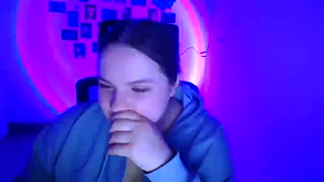 Kitty_Mia_Kitty's Live XXX Chat