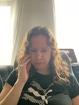 Chat +18 de AnnikaRose ao vivo