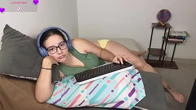 Chat +18 de blue__moon_ ao vivo