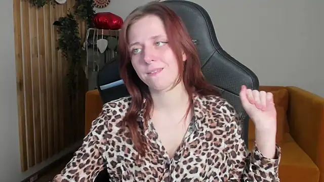 FreyaVey Chat XXX in diretta