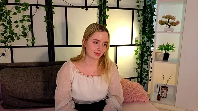 IvetteLabore লাইভ XXX চ্যাট