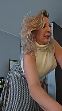 Pertunjukan Kamera Web MariaRichi_