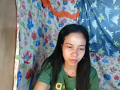 XXX chat uživo modela PinaySkinnyGirl