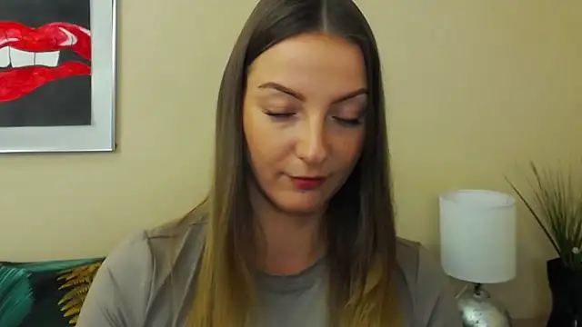 XXX chat uživo modela NatalieSexy