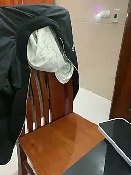 Phale2x 现场XXX聊天