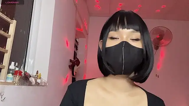 Tieu-May – Naživo XXX chat