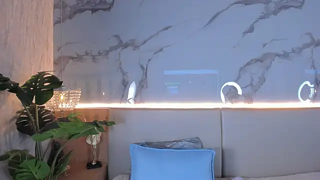 Chat +18 de ValSmith_ ao vivo