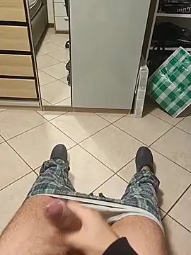 LucifertheGenius webkamerás műsora