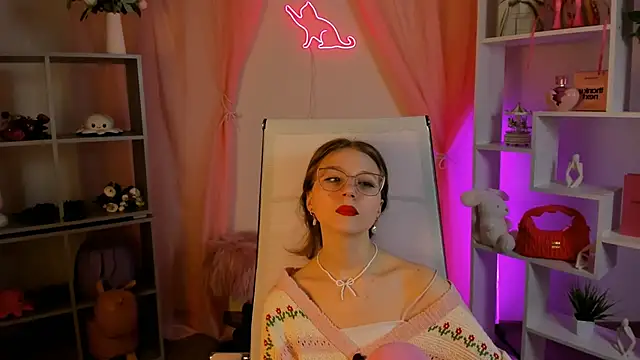 ElliFrankenweenie's Live XXX Chat