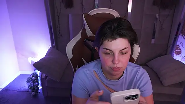 MirandaWong's Live XXX Chat