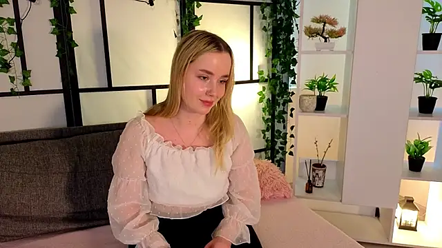 Онлайн чат XXX IvetteLabore