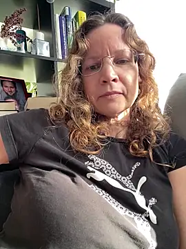 Show modela AnnikaRose na web-kameri