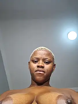 CertifiedhottieXOXO Show in webcam