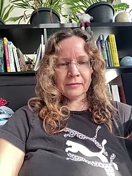 Chat +18 de AnnikaRose ao vivo