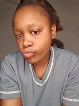 hot-tandy Adlı Modelin Canlı XXX Sohbeti