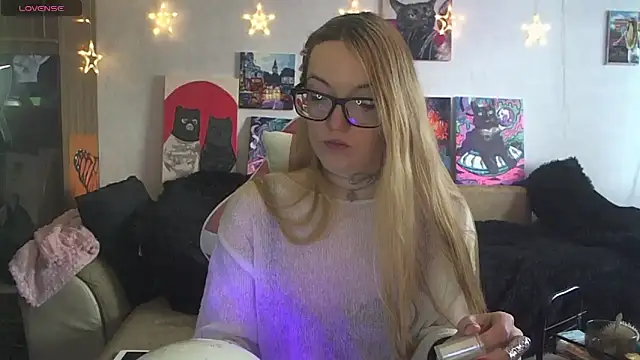 SecretSophia's Live XXX Chat