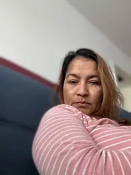 Chatroom XXX en direct de Jlo_69