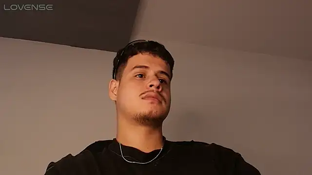 แชท XXX สดของ BjornSteel