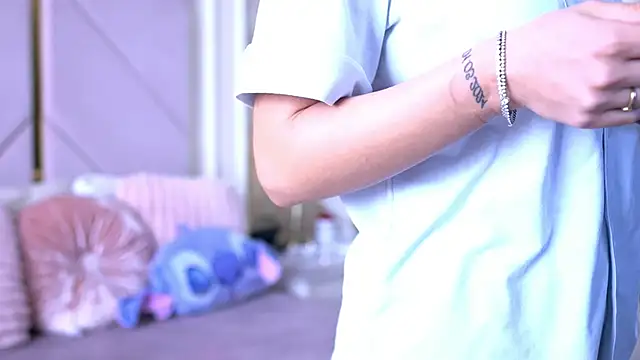 Alexaheyessのウェブカメラショー