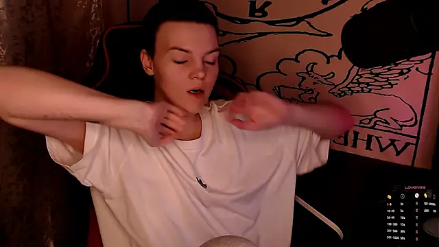 Živý XXX chat KrisNeal