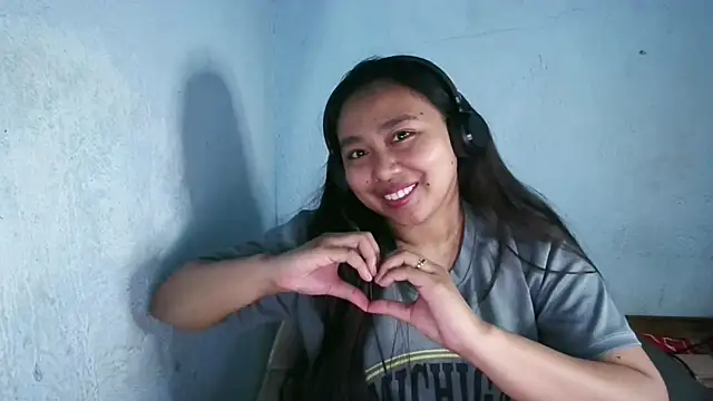 EmmalineBronern Live XXX chat