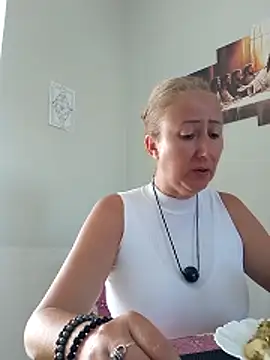 XXX chat uživo modela MILEIDE980