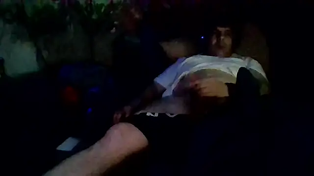 Gc-g élő XXX-chatje