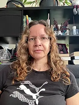 AnnikaRose Chat XXX in diretta