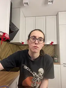 دردشة MartiniiSelenna الجنسية المباشرة