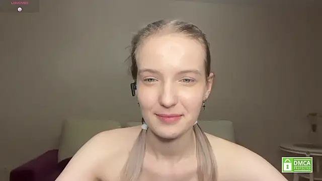 HongTomczak's Live XXX Chat