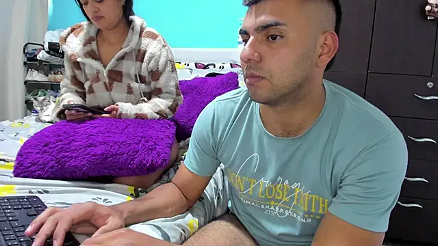 XXX chat uživo modela LazyandSniffer28