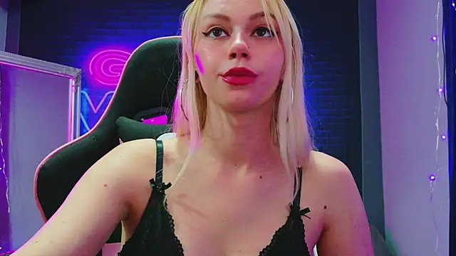AlessiaCroft – Naživo XXX chat