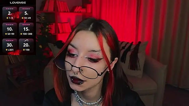 XXX chat uživo modela Mistress__Marcelline