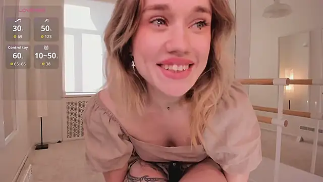 XXX chat uživo modela DiscoPotato