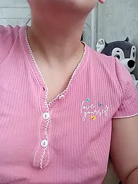 Emilyhomegirl1 Live XXX-chat