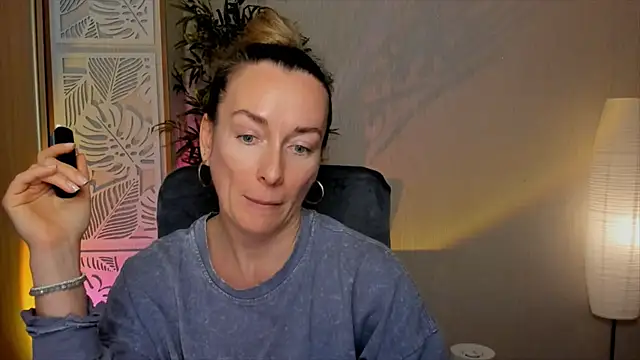 RebeccaMartinez লাইভ XXX চ্যাট