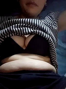 bree-zz élő XXX-chatje