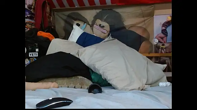 Вебкам-шоу cosmicjones