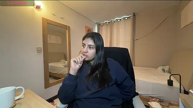 cloe_small – Naživo XXX chat