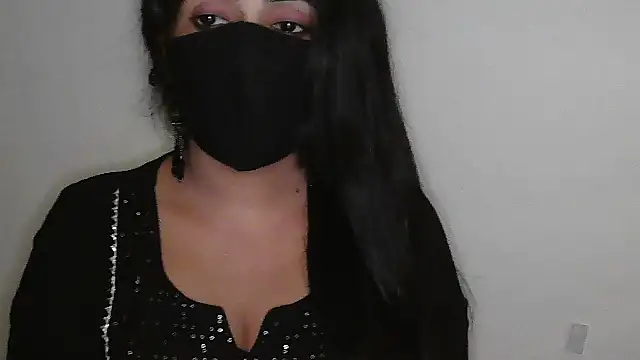 Chat +18 de Reddy_Trisha ao vivo