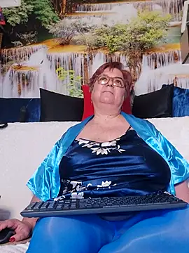 QueenPammy1 Chat XXX live