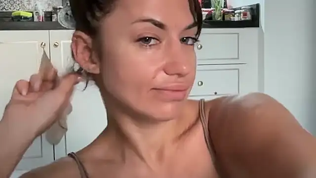 Roriannn Live XXX chat