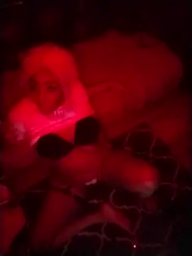 Chat +18 de VenezuelaLuxeNoir ao vivo