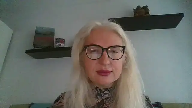 Chat XXX en directo de _Llinna_me