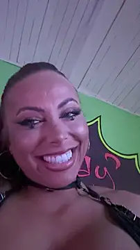 TamaraSavage Live XXX-chat