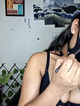 Noor-Bold Chat XXX live