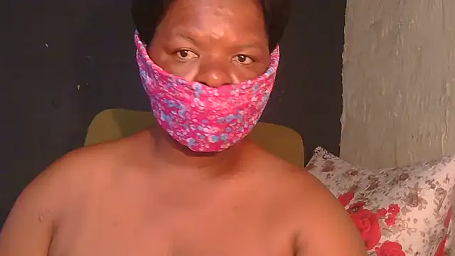 ebony_rose11: онлайн-секс-чат