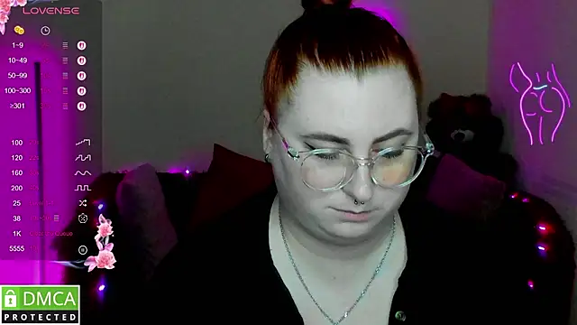 Alicia_love00: онлайн-секс-чат